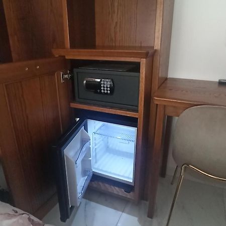 B&B Alle Mura Di San Giovanni Рим Екстер'єр фото