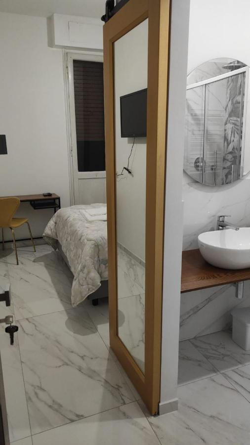 B&B Alle Mura Di San Giovanni Рим Екстер'єр фото