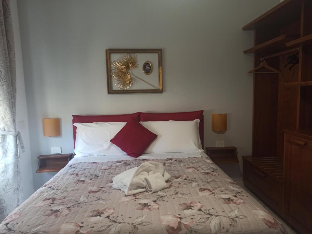 B&B Alle Mura Di San Giovanni Рим Екстер'єр фото